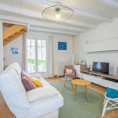 Ferienhaus Maison Renovee - Le 36 Jonzac